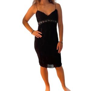 BADGLEY MISCHKA BLACK SLEEVELESS COCKTAIL DRESS beaded ruched